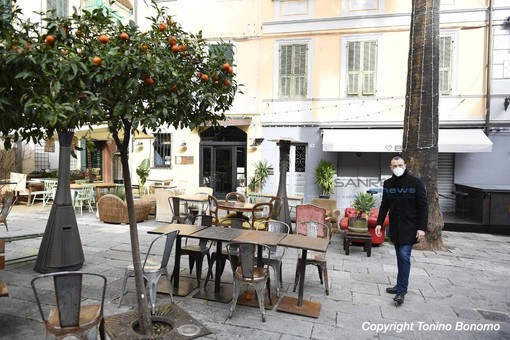 Amadeus in piazza Bresca Amadeus in piazza Bresca