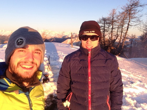 Nella notte del Santo Natale due alpinisti sanremesi alla conquista del Monte Pietravecchia e del Monte Toraggio (Foto) Nella notte del Santo Natale due alpinisti sanremesi alla conquista del Monte Pietravecchia e del Monte Toraggio (Foto)
