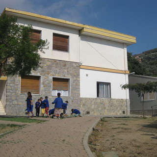 Sanremo: dopo le forti precipitazioni di quest'oggi dichiarata inagibile la scuola di San Pietro Sanremo: dopo le forti precipitazioni di quest'oggi dichiarata inagibile la scuola di San Pietro