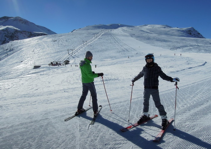 Turismo: nel prossimo weekend aprono gli impianti sciistici di Artesina, tanta neve e novità Turismo: nel prossimo weekend aprono gli impianti sciistici di Artesina, tanta neve e novità