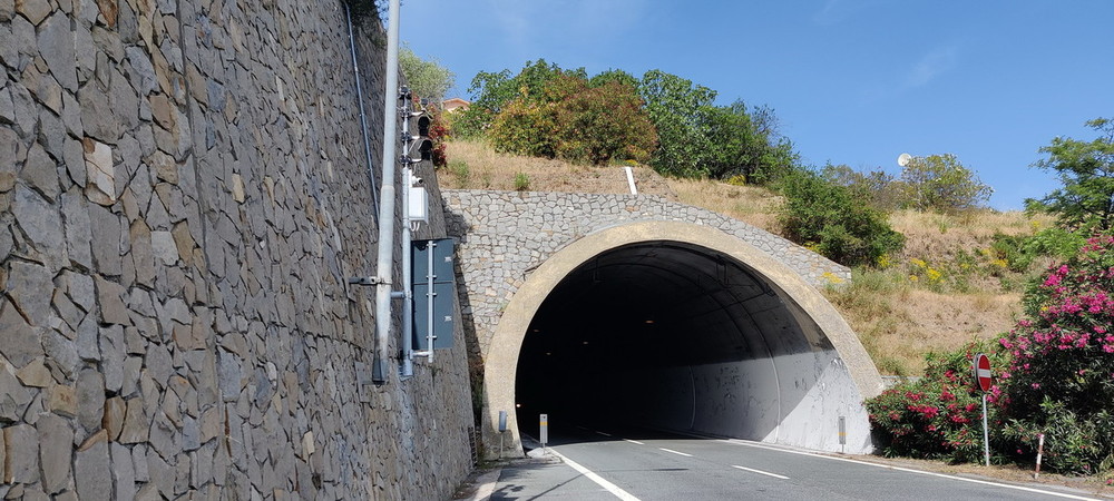 Autovelox, Salvini firma il decreto sulla discussa omologazione degli autovelox: riguarda anche quelli del Ponente Autovelox, Salvini firma il decreto sulla discussa omologazione degli autovelox: riguarda anche quelli del Ponente