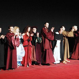 Sanremo: Giordano Bruno mattatore, tutto esaurito al Teatro del Casinò