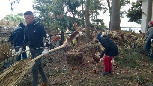Sanremo: gli studenti di Agraria dell'Istituto Aicardi insieme per un progetto di valorizzazione dell'area verde a corona dell'edificio