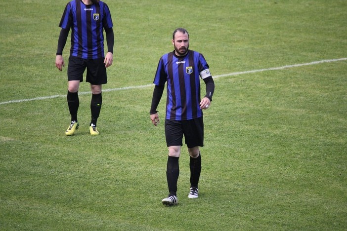 Nella foto Alessandro Ambrosini, capitano dell'Imperia