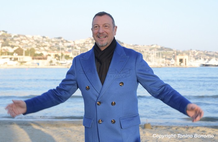 Sanremo: Amadeus ha iniziato a pensare alla 74a edizione del Festival "Giusto iniziare adesso" Sanremo: Amadeus ha iniziato a pensare alla 74a edizione del Festival "Giusto iniziare adesso"