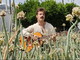 Bordighera: agricoltore-cantautore dedica una canzone alla tutela della biodiversità (Video)