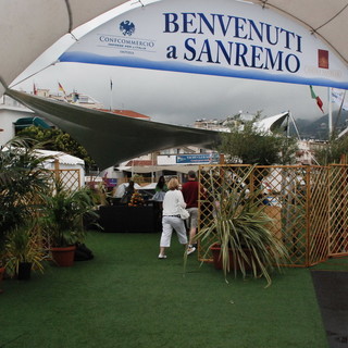 Sanremo: ieri nuova riunione per gli sbarchi dei crocieristi, nel 2014 attese 15 navi Sanremo: ieri nuova riunione per gli sbarchi dei crocieristi, nel 2014 attese 15 navi