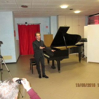 Vallecrosia: 'Primavera in Musica', applausi del pubblico ieri pomeriggio per il concerto di Andrea Martini