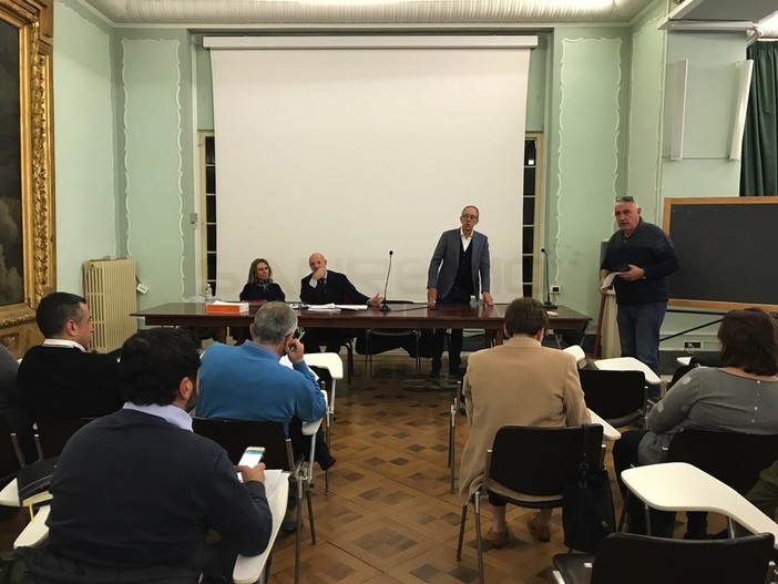 La riunione di Rivieracqua nella Sala degli Specchi di Palazzo Bellevue