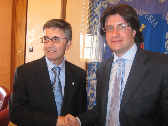 Matarazzo a sinistra col sindaco Strescino il giorno della presentazione