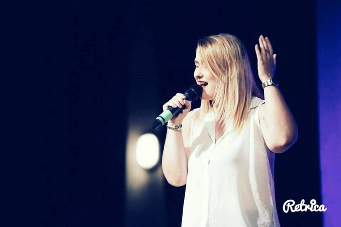 Sanremo: la cantante matuziana Andrea Zunino selezionata per i casting di The Voice 2016