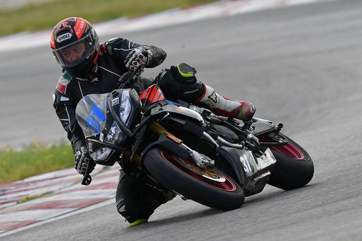 Motociclismo, l'imperiese Antonio Marzo terzo nel GP di Magione Motociclismo, l'imperiese Antonio Marzo terzo nel GP di Magione