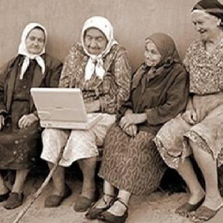 Imperia: progetto 'digital divide', domani pomeriggio gli alunni diventano 'prof' dei rispettivi nonni Imperia: progetto 'digital divide', domani pomeriggio gli alunni diventano 'prof' dei rispettivi nonni