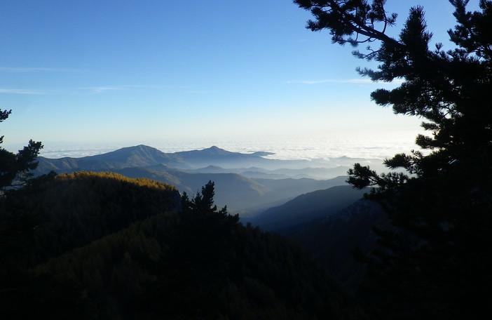 Turismo ed entroterra: 1,3 milioni per ‘AV2020’, progetto di valorizzazione dell'Alta Via dei monti liguri (Video)