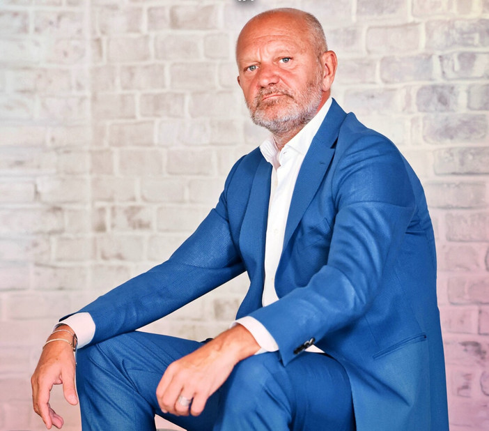 Lega Sanremo solidarizza con Pucci: polemiche, minacce e rinuncia al Festival accendono il caso libertà di espressione