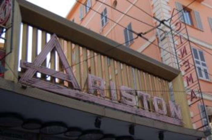 Sanremo: al teatro Ariston la presentazione del libro di Luca Ammirati