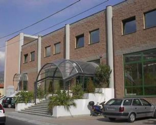 Incontro tra Amaie e dipendenti sul futuro all'interno di Rivieracqua e la gestione del 'ramo' corrente elettrica Incontro tra Amaie e dipendenti sul futuro all'interno di Rivieracqua e la gestione del 'ramo' corrente elettrica