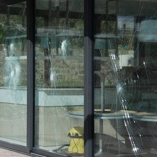 Sanremo: atti vandalici ai danni del punto di ristoro di zona 'La Vesca' sulla pista ciclabile Sanremo: atti vandalici ai danni del punto di ristoro di zona 'La Vesca' sulla pista ciclabile