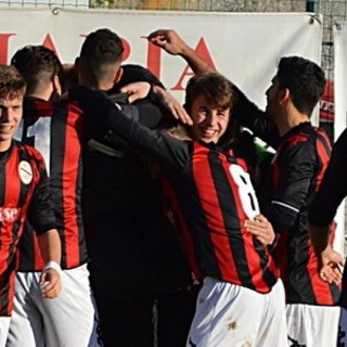 L'Argentina ha piazzato il primo colpo tra i bomber, con l'acquisto di Bertuccelli, la scorsa stagione al Magra Azzurri L'Argentina ha piazzato il primo colpo tra i bomber, con l'acquisto di Bertuccelli, la scorsa stagione al Magra Azzurri