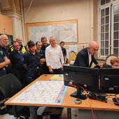 Attivo durante la notte il servizio di sicurezza per l'allerta: sindaco, Polizia e Protezione civile al lavoro Attivo durante la notte il servizio di sicurezza per l'allerta: sindaco, Polizia e Protezione civile al lavoro