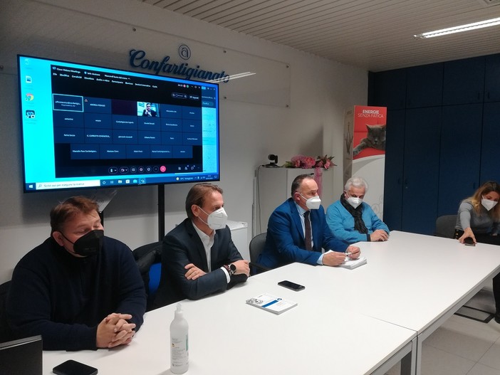 Direttiva Bolkestein: a Sanremo l’assemblea della Confartigianato con le imprese balneari Direttiva Bolkestein: a Sanremo l’assemblea della Confartigianato con le imprese balneari