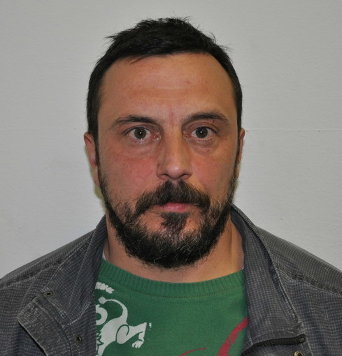 Ventimiglia: arrestato il 43enne Salvatore Capodanno per detenzione di droga ai fini dello spaccio Ventimiglia: arrestato il 43enne Salvatore Capodanno per detenzione di droga ai fini dello spaccio