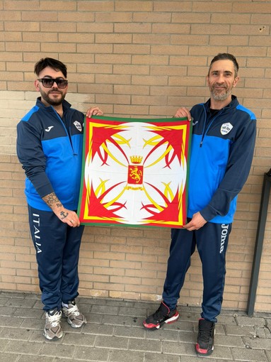 I ventimigliesi Alfonso Trotta ed Elia Russo unici liguri selezionati per la Nazionale della Lega Italiana Sbandieratori I ventimigliesi Alfonso Trotta ed Elia Russo unici liguri selezionati per la Nazionale della Lega Italiana Sbandieratori