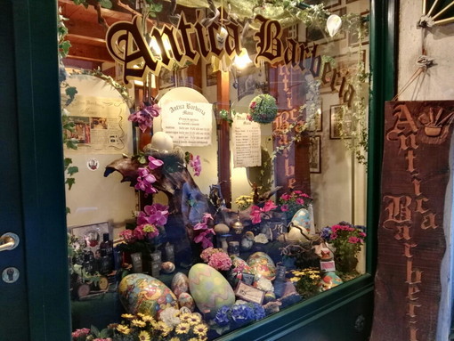 Sanremo: i complimenti del Sindaco Biancheri e del presidente Il Grande all'Antica Barberia Maria Sanremo: i complimenti del Sindaco Biancheri e del presidente Il Grande all'Antica Barberia Maria
