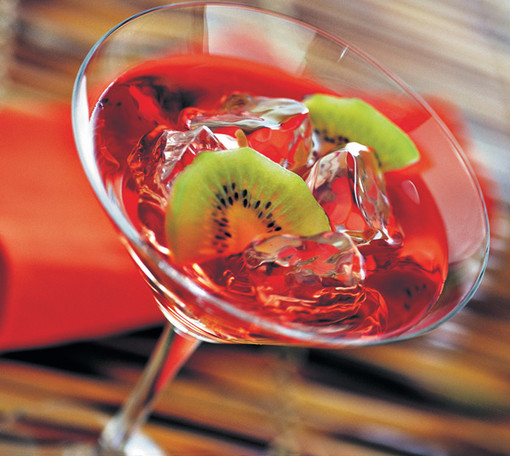 Sanremo: aperitivi sul marciapiede e politici, un lettore "Non è certo un bell'esempio per i cittadini" Sanremo: aperitivi sul marciapiede e politici, un lettore "Non è certo un bell'esempio per i cittadini"