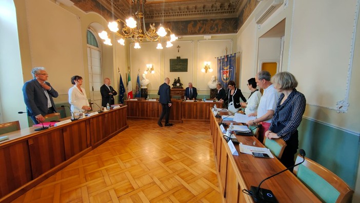 In Provincia un vertice per scongiurare la crisi idrica: estate a rischio per il capoluogo e la valle Impero (foto e video) In Provincia un vertice per scongiurare la crisi idrica: estate a rischio per il capoluogo e la valle Impero (foto e video)