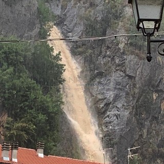 Maltempo: a Rocchetta Nervina il record con 184 millimetri, il video della piena sull'Argentina e tutti i dati Maltempo: a Rocchetta Nervina il record con 184 millimetri, il video della piena sull'Argentina e tutti i dati