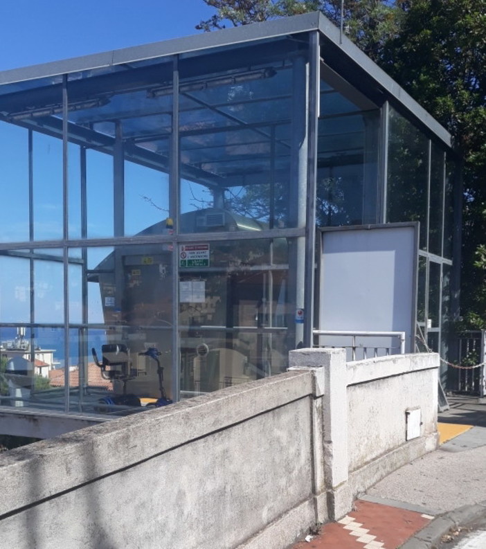 Imperia: Scajola annuncia: "Dal 9 luglio rimessi in moto gli ascensori, manutenzioni mai fatte dal 2011" Imperia: Scajola annuncia: "Dal 9 luglio rimessi in moto gli ascensori, manutenzioni mai fatte dal 2011"
