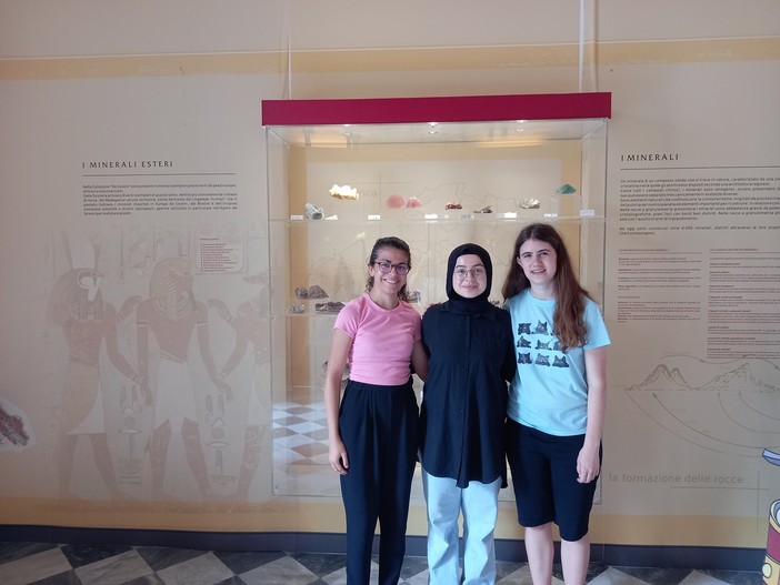 Alternanza scuola-lavoro al museo civico di Diano Marina (Foto) Alternanza scuola-lavoro al museo civico di Diano Marina (Foto)