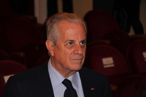 Imperia: Claudio Scajola a muso duro verso Toti "Indegno dare più o meno finanziamenti a seconda del Sindaco"