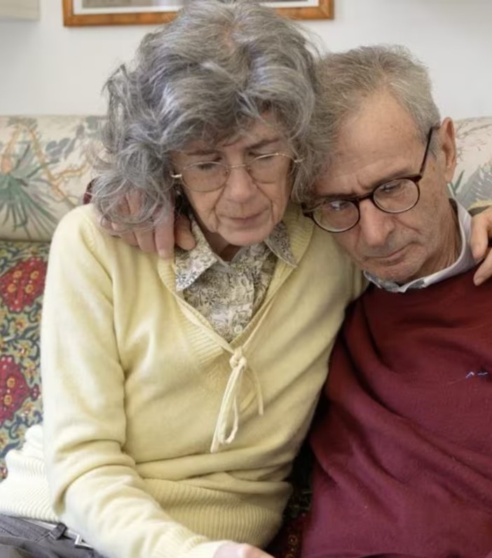 Antonella Zarri e Graziano Scagni, i genitori di Alberto e Alice Scagni Antonella Zarri e Graziano Scagni, i genitori di Alberto e Alice Scagni