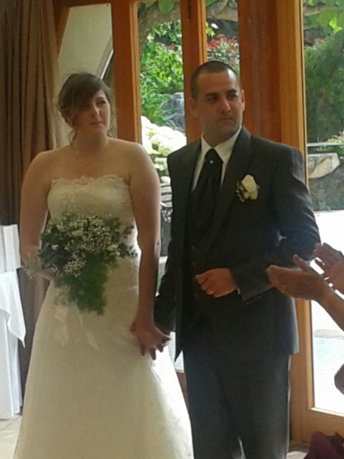 Vallecrosia: quando l'amore nasce in ambulanza, convolano a nozze Andrea ed Elisabetta della Croce Azzurra Vallecrosia: quando l'amore nasce in ambulanza, convolano a nozze Andrea ed Elisabetta della Croce Azzurra