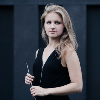 L’Orchestra Sinfonica di Sanremo al Casinò per 'Il Concerto dell'addio a Varsavia e la sinfonia di un diciassettenne' L’Orchestra Sinfonica di Sanremo al Casinò per 'Il Concerto dell'addio a Varsavia e la sinfonia di un diciassettenne'