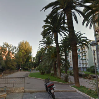 Taggia: stanziati 10.800 euro per la manutenzione e la pulizia del parco giochi di viale delle Palme per tutto il 2017 Taggia: stanziati 10.800 euro per la manutenzione e la pulizia del parco giochi di viale delle Palme per tutto il 2017