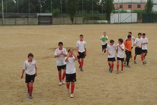 Calcio giovanile: l'Argentina '98 si aggiudica nettamente la prima finale regionale a Vado Calcio giovanile: l'Argentina '98 si aggiudica nettamente la prima finale regionale a Vado