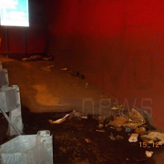 Sanremo: galleria dell'Aurelia Bis nuovamente piena di immondizia, la segnalazione e le foto