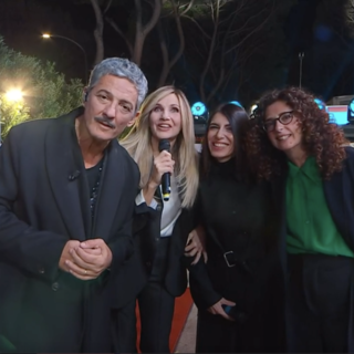 74° Festival di Sanremo: Amadeus svela al Tg1 le tre co-conduttrici e una grande sorpresa per la serata finale (video) 74° Festival di Sanremo: Amadeus svela al Tg1 le tre co-conduttrici e una grande sorpresa per la serata finale (video)