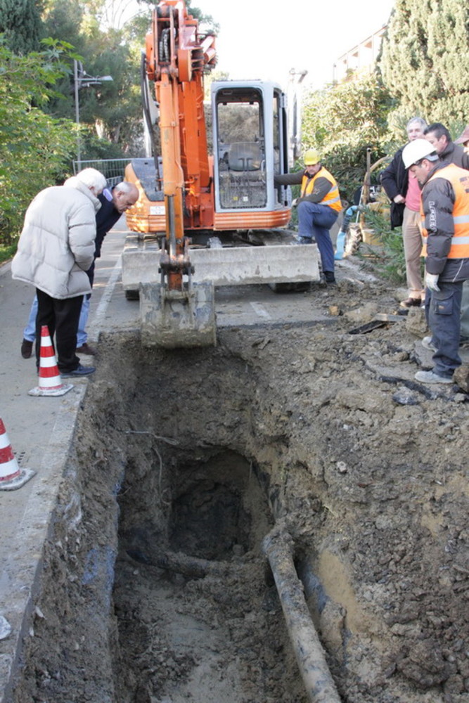 Sanremo: fognatura rotta, pista ciclabile 'ristretta' per circa 20 giorni a San Martino