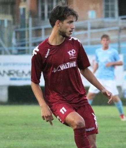 Nel calcio in Italia si parla di razzismo e, invece, da Ventimiglia ecco un vero gesto di fair play: bravo Alfonso Rea! Nel calcio in Italia si parla di razzismo e, invece, da Ventimiglia ecco un vero gesto di fair play: bravo Alfonso Rea!