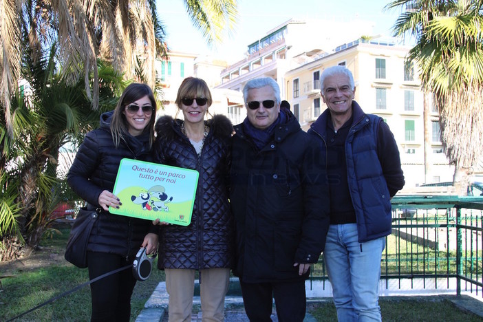 Sanremo: la nuova area cani del lungomare Calvino sarà aperta entro Natale, questa mattina il sopralluogo (foto e video) Sanremo: la nuova area cani del lungomare Calvino sarà aperta entro Natale, questa mattina il sopralluogo (foto e video)