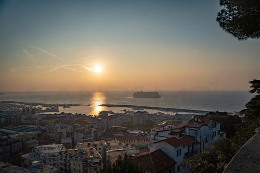 Ecco la Costa Smeralda, la crociera del Festival è arrivata a Sanremo (foto)
