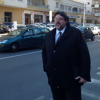 Porti liguri meno cari grazie alla proposta, il cui primo firmatario è il Capogruppo di Forza Italia Angelo Vaccarezza, con la quale si mira a ridurre l’Iva del 50% Porti liguri meno cari grazie alla proposta, il cui primo firmatario è il Capogruppo di Forza Italia Angelo Vaccarezza, con la quale si mira a ridurre l’Iva del 50%