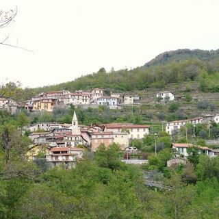 Armo: domenica prossima termina il 15° Concorso di poesia dialettale, prevista anche la mostra fotografica Armo: domenica prossima termina il 15° Concorso di poesia dialettale, prevista anche la mostra fotografica