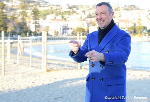 Amadeus da Fiorello: “Non ci sono agenti segreti che controllano, rimango volentieri in Rai”