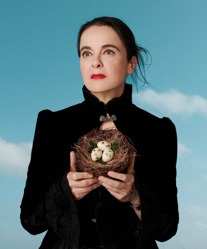 La scrittrice Amélie Nothomb ospite al Casinò di Sanremo e all'Auditorium della Camera di Commercio di Imperia