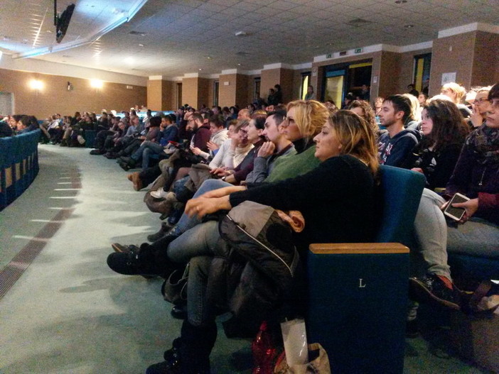 Mancato pagamento del 30% dello stipendio, le segreterie di Cgil, Cisl e Uil interpellano il Prefetto Mancato pagamento del 30% dello stipendio, le segreterie di Cgil, Cisl e Uil interpellano il Prefetto